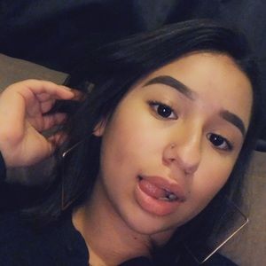 Meet your Posher, Isabella